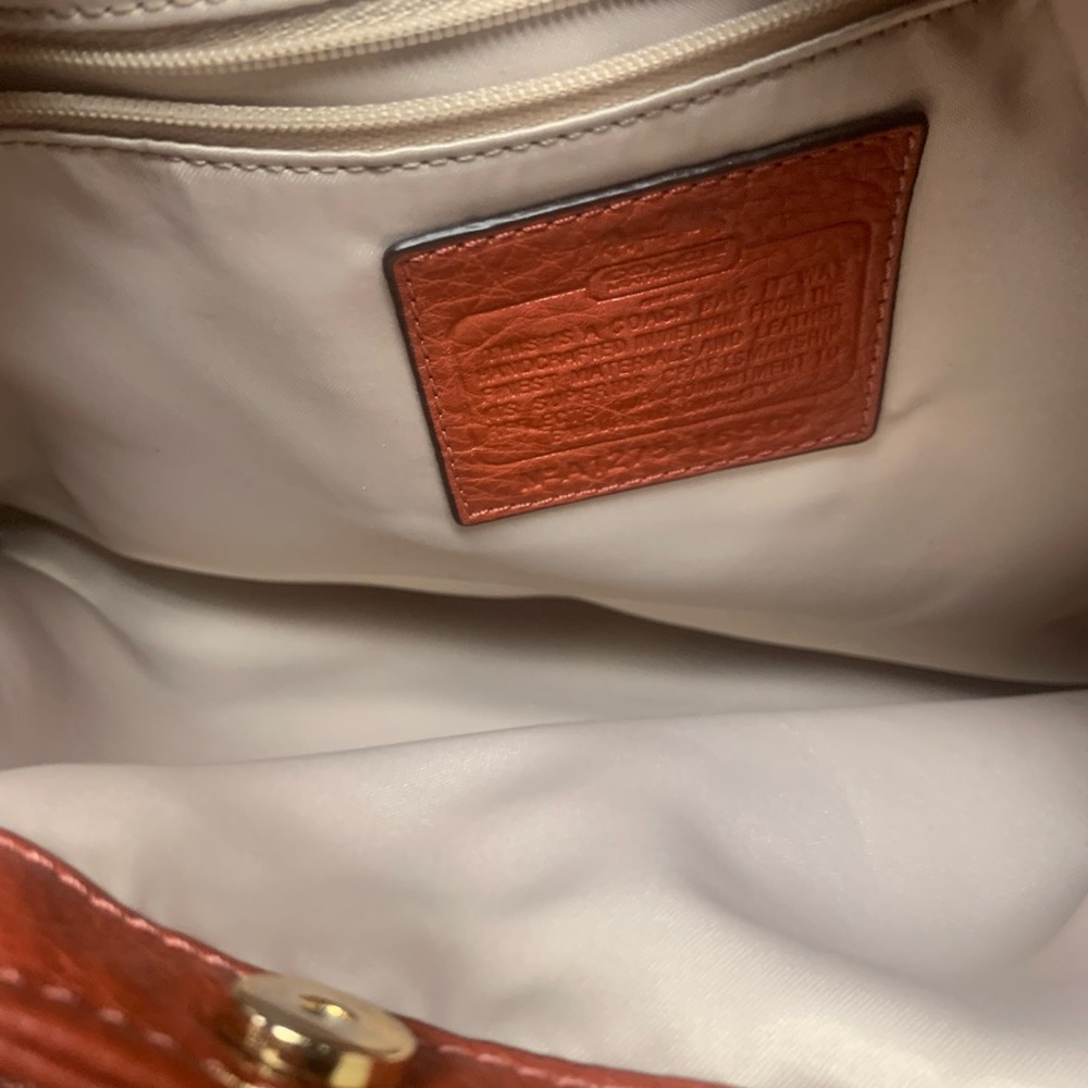 Coach purse orange - Picture 5 of 9